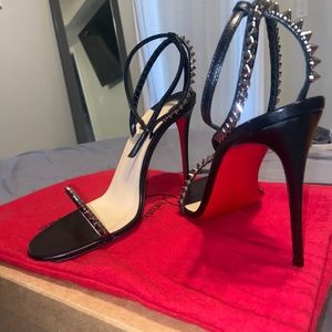 Christian Louboutin So Me 100
